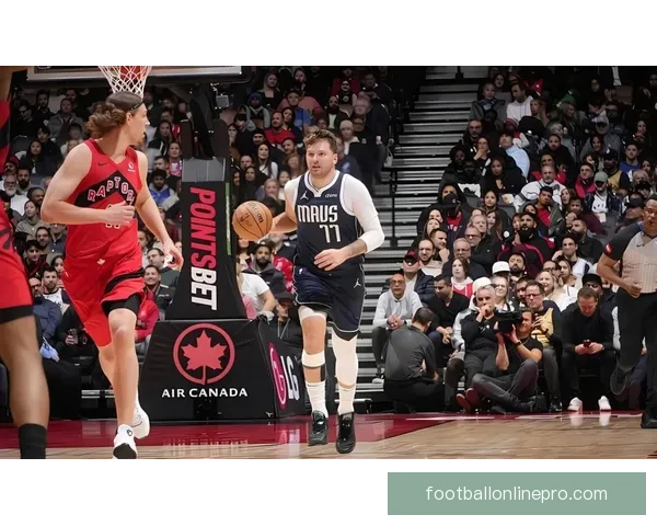 独行侠复盘东契奇关键时刻持球选择引发热议分析